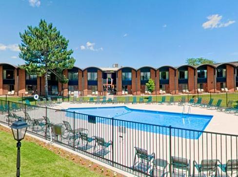 Wyndham Milwaukee Airport Hotel & Convention Center ภายนอก รูปภาพ