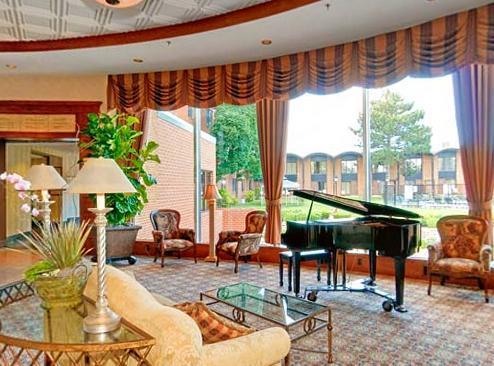 Wyndham Milwaukee Airport Hotel & Convention Center ภายนอก รูปภาพ